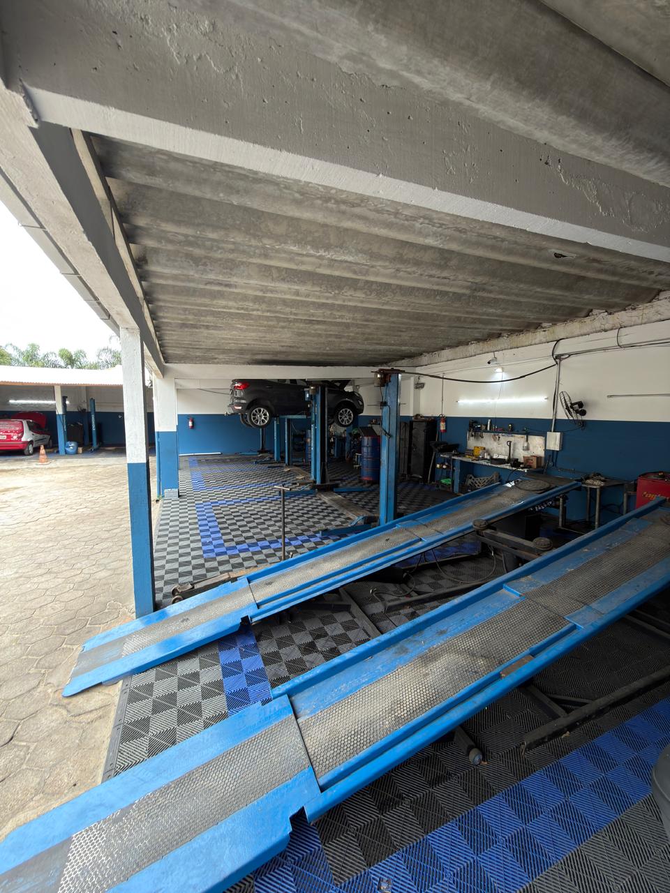 Área de alinhamento da Ingleses Auto Center