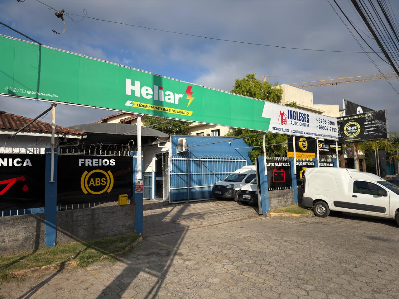 Fachada da Ingleses Auto Center em Ingleses Norte